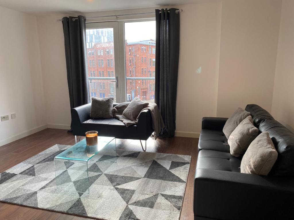 3 Bed Central Apartment *Free Parking On Site* Manchester Kültér fotó